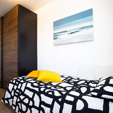 Paradise 5 Stars Nin