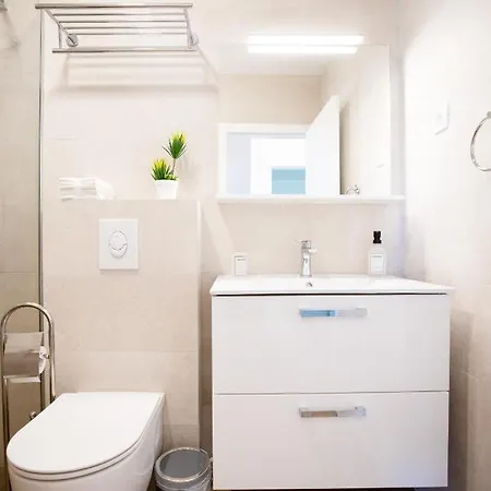 Apartament Paradise 5 Stars Nin