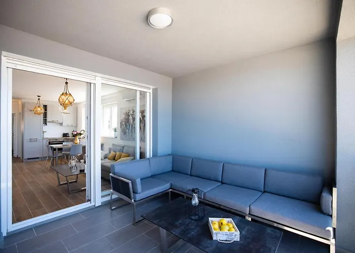 Paradise 5 Stars Nin