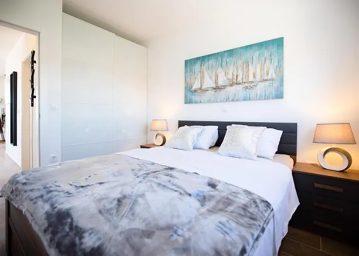 Paradise 5 Stars * Nin